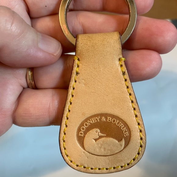 Dooney & Bourke Key Fob, Key Ring, Leather, GUC, Tan, Features the duck profile - Picture 10 of 12